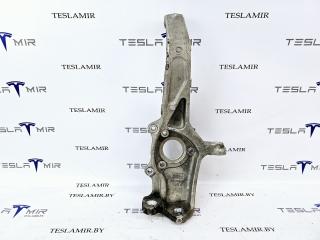 кулак поворотный левый Tesla Model 3 1 поколение 2019, 1044311-00