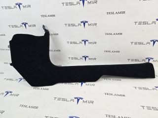 Накладка декоративная стойки А внутренняя правая нижняя Tesla Model 3 2 поколение 2024, 1733506-23