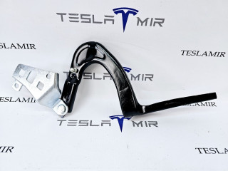 петля капота левая Tesla Model Y 1 поколение 2021, 1496267-00