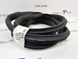 уплотнитель двери Tesla Model Y 1 поколение 2024, 1497675-00, 1497676-00