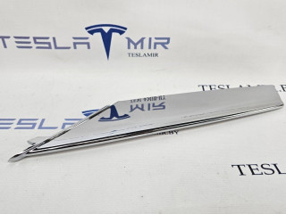 Накладка хром люверса левая нижняя Tesla Model S 1 поколение [рестайлинг] 2019, 1056379-00