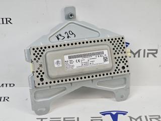 блок радио Tesla Model Y 1 поколение 2024, 1527974-00, 1527974-00-D