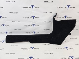 Накладка декоративная стойки А внутренняя левая нижняя Tesla Model 3 2 поколение 2025, 1733810-00