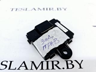 Блок двери (модуль управления ручки) Tesla Model S 1 поколение [рестайлинг] 2017, 1069651-00