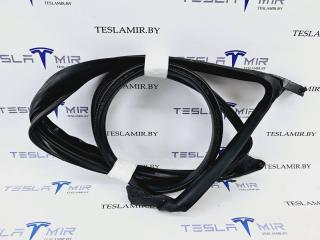 уплотнитель двери Tesla Model 3 1 поколение 2023, 1090500-00
