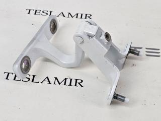 петля крышки багажника Tesla Model Y 1 поколение 2024, 1500494-00