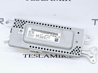 блок радио Tesla Model 3 1 поколение 2019, 1079749-00