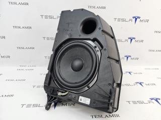 сабвуфер Tesla Model Y 1 поколение 2024, 1656267-00