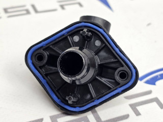 Переходник патрубка системы охлаждения основной батареи (штуцер) Tesla Model 3 1 поколение 2021, 1109179-00