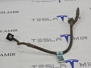 шланг тормозной заднего правого Tesla Model S 1 поколение [рестайлинг] 2018, 1088733-00