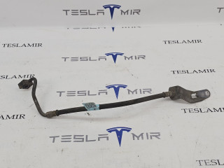 шланг тормозной заднего левого Tesla Model S 1 поколение [рестайлинг] 2018, 1088732-00