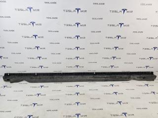 накладка на порог Tesla Model Y 1 поколение 2024, 1497741-00, 1497649-00