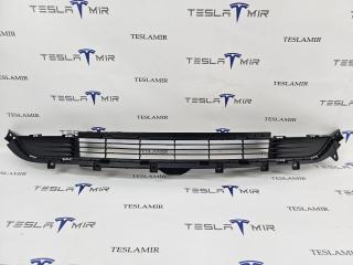 Решетка гриль декоративная основного радиатора (передний бампер) Tesla Model 3 2 поколение 2024, 1818923-00
