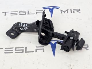 ограничитель открывания двери Tesla Model 3 2 поколение 2025, 1089507-00