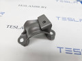 крепление стабилизатора / втулки стабилизатора Tesla Model 3 1 поколение 2020, 1188383-00 - фото №2