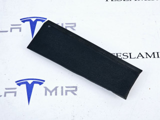 пластик Tesla Model 3 1 поколение 2022, 1086306-00