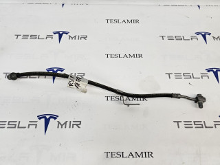 шланг тормозной Tesla Model 3 1 поколение 2022, 1044722-00