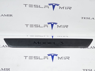 накладка на порог Tesla Model 3 1 поколение 2022, 1504763-00