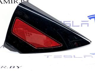 отражатель правый Tesla Model 3 1 поколение 2023, 1518783-00
