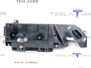 Контроллер основной батареи BMS Tesla Model 3 1 поколение 2021, 1106394-31