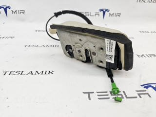 замок двери передней левой Tesla Model 3 1 поколение 2022, 1500672-00