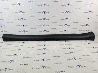 накладка на порог Tesla Model Y 1 поколение 2025, 1921726-00, 1921724-00
