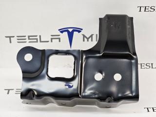 Кронштейн нижнего усилителя переднего бампера Tesla Model Y 1 поколение 2025, 1965000-00