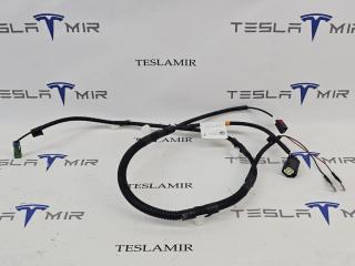 Электропроводка бампера переднего Tesla Model Y 1 поколение 2025, 1933899-00, 1995427-00