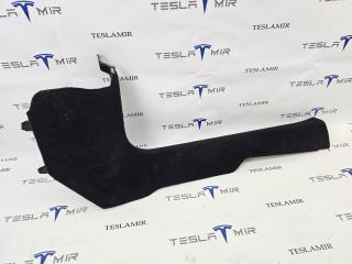 Накладка декоративная стойки А внутренняя правая нижняя Tesla Model 3 2 поколение 2024, 1733506-23