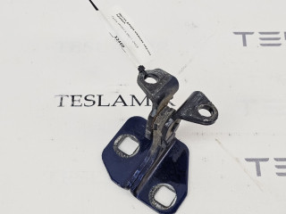 петля двери Tesla Model S 1 поколение [рестайлинг] 2018, 1695207-00