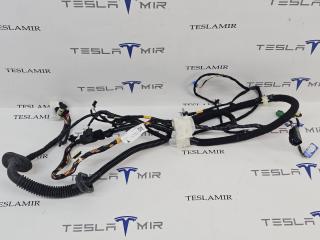 Электропроводка двери передняя левая Tesla Model Y 1 поколение 2024, 1489044-00