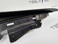 Кронштейн накладки (логотипа) V-образной гриля передний Tesla Model S 1 поколение [2-й рестайлинг] 2022, 1779981-00, 1611024-00 - фото №3