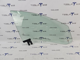 стекло двери передней правой Tesla Model S 1 поколение [2-й рестайлинг] 2022, 1588352-00