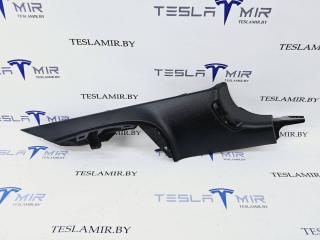 Накладка стойки С внутренняя правая верхняя Tesla Model 3 1 поколение 2023, 1086285-88, 1086285-00