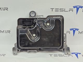 Блок управления BCM (бортовой сети) (Body Control Module) Боди Tesla Model 3 1 поколение [рестайлинг] 2023, 1569303-00, 1866750-20, 1866750-20-B