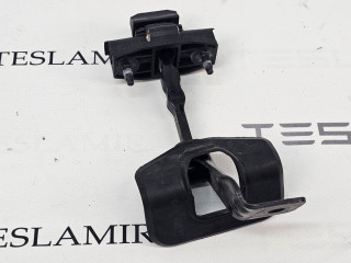 ограничитель открывания двери Tesla Model 3 1 поколение 2022, 1089507-00