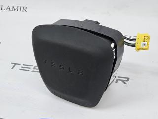 подушка безопасности водителя Tesla Model S 1 поколение [2-й рестайлинг] 2022, 1625769-00