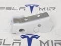 крепление ( кронштейн ) крыла Tesla Model Y 1 поколение 2025, 1487440-00 - фото №2