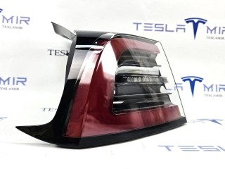 фонарь задний левый Tesla Model 3 1 поколение 2021, 1077397-00