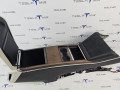 консоль салона Tesla Model S 1 поколение [2-й рестайлинг] 2022, 1564400-55, 1622624-00, 1615868-00, 1622628-02, 1607702-00 - фото №6