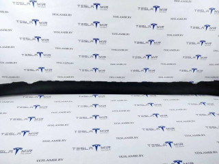 накладка на порог Tesla Model 3 1 поколение 2020, 1089831-00, 1089829-00