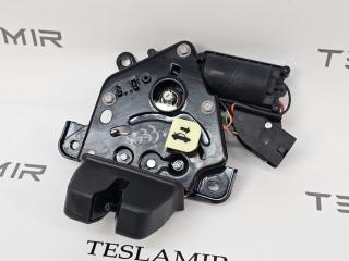 замок багажника Tesla Model 3 2 поколение 2024, 1500604-00, 3061229, 1584544-00