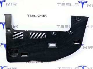 пластик Tesla Model 3 1 поколение 2019, 1100553-00, 1130978-00