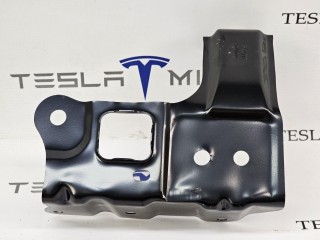 Кронштейн нижнего усилителя переднего бампера Tesla Model Y 1 поколение 2025, 1965000-00