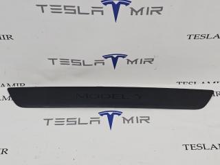 накладка на порог Tesla Model Y 1 поколение 2024, 1494301-00