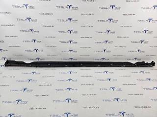 накладка на порог Tesla Model Y 1 поколение 2021, 1497745-00, 1497650-00