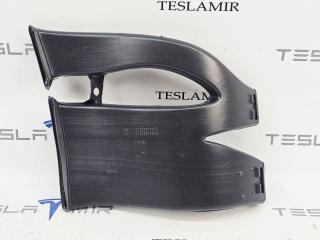 воздуховод Tesla Model X 1 поколение 2018, 1043927-00, 1043929-00