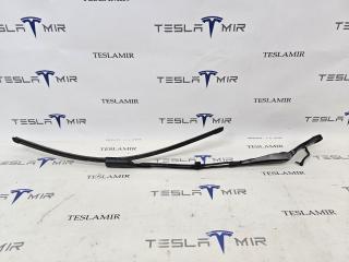 щеткодержатель (поводок стеклоочистителя, дворник) Tesla Model 3 2 поколение 2025, 1076731-00, 1878489-00, 1878490-00