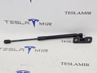 Амортизатор (упор) капота Tesla Model 3 2 поколение 2025, 1645989-00