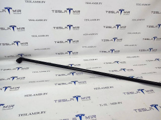 Патрубок системы охлаждения пластиковый Tesla Model Y 1 поколение 2024, 1530118-00